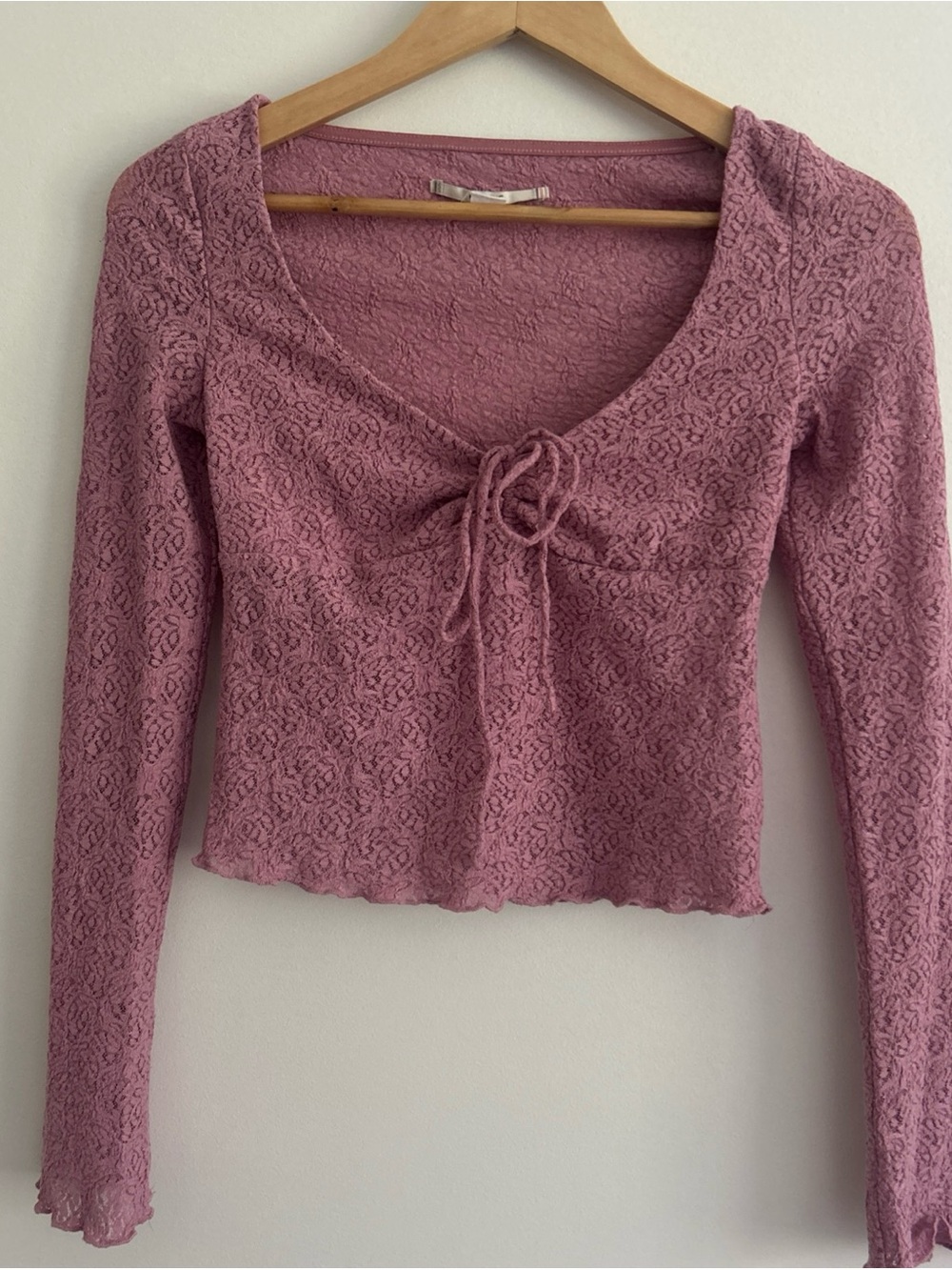 Urban Outfitter Kimchi Blue Rose Lace Texture Tie Front Long Sleeve Top Size S P